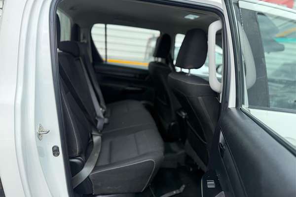 2020 Toyota Hilux SR GUN126R 4X4