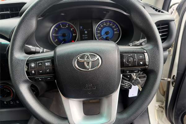 2020 Toyota Hilux SR GUN126R 4X4