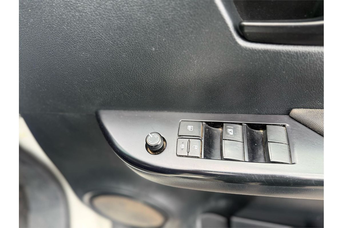 2020 Toyota Hilux SR GUN126R 4X4