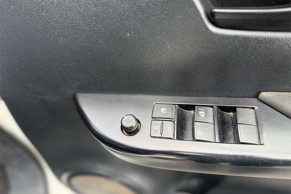 2020 Toyota Hilux SR GUN126R 4X4