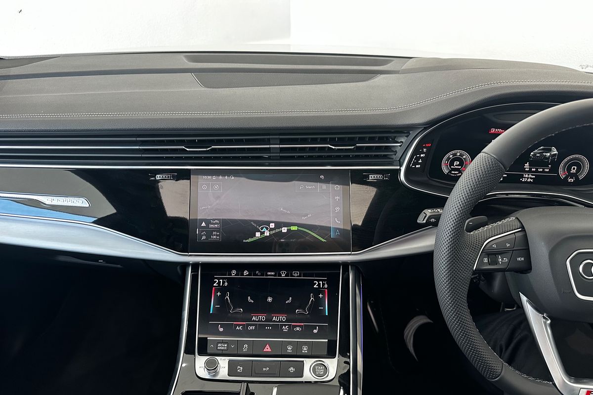 2025 Audi Q8 50 TDI S line F1