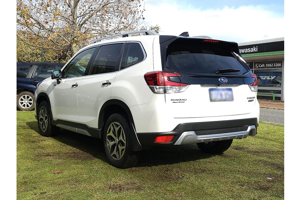 2025 Subaru Forester Hybrid L S5