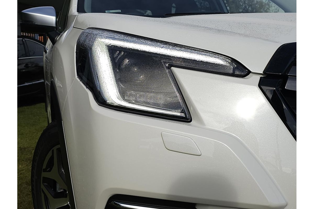 2025 Subaru Forester Hybrid L S5