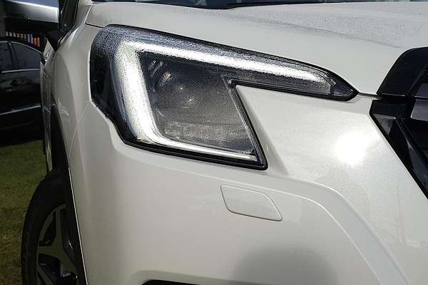 2025 Subaru Forester Hybrid L S5