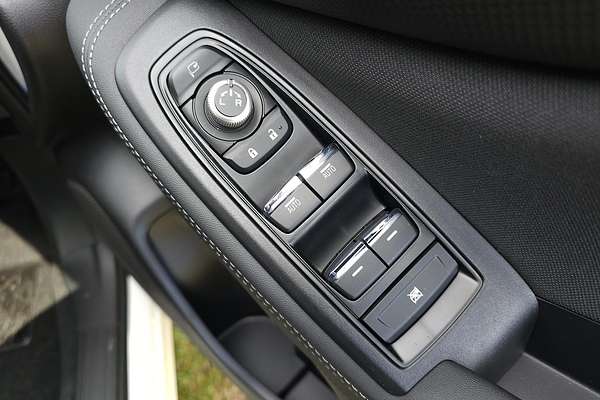 2025 Subaru Forester Hybrid L S5