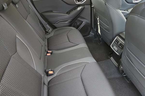 2025 Subaru Forester Hybrid L S5