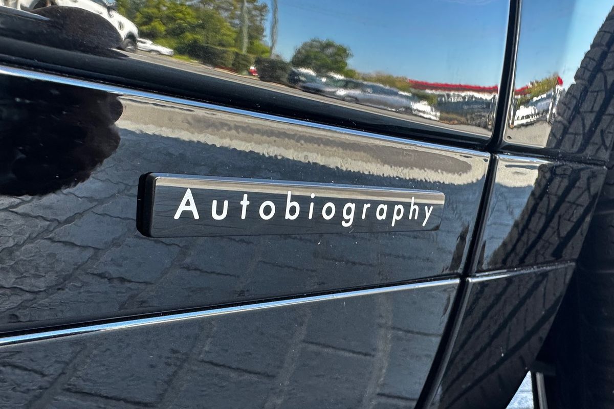 2025 Land Rover Range Rover Evoque P300e Autobiography L551