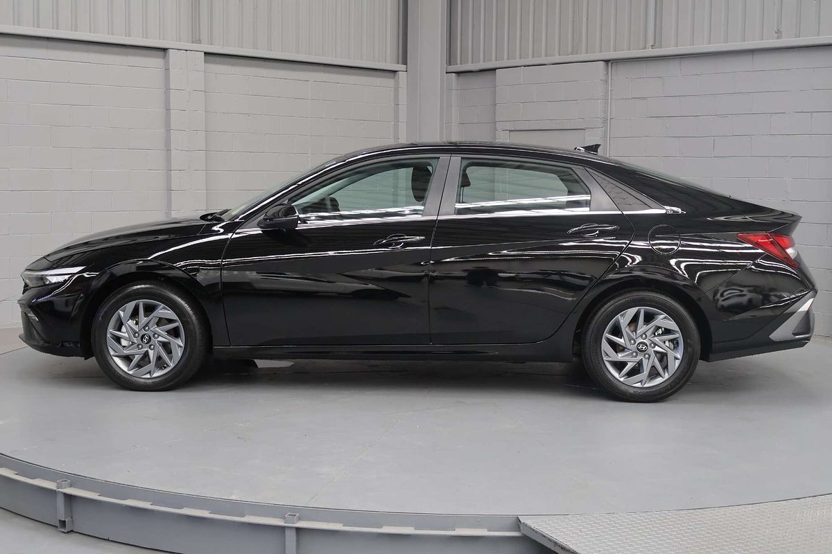 2025 Hyundai i30 Hybrid CN7.V2