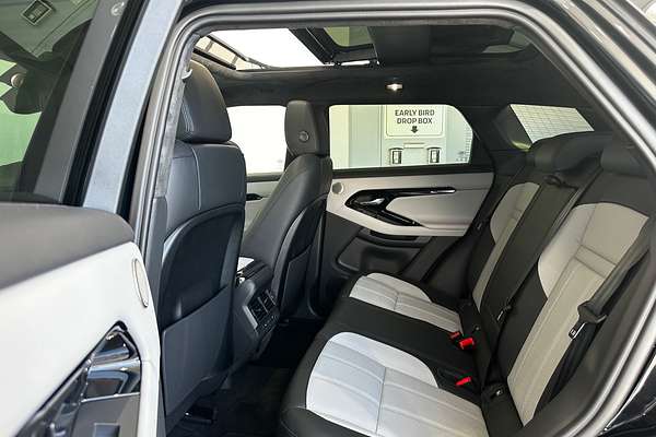 2025 Land Rover Range Rover Evoque P300e Autobiography L551