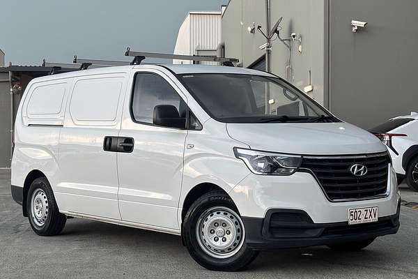 2020 Hyundai iLoad  TQ4