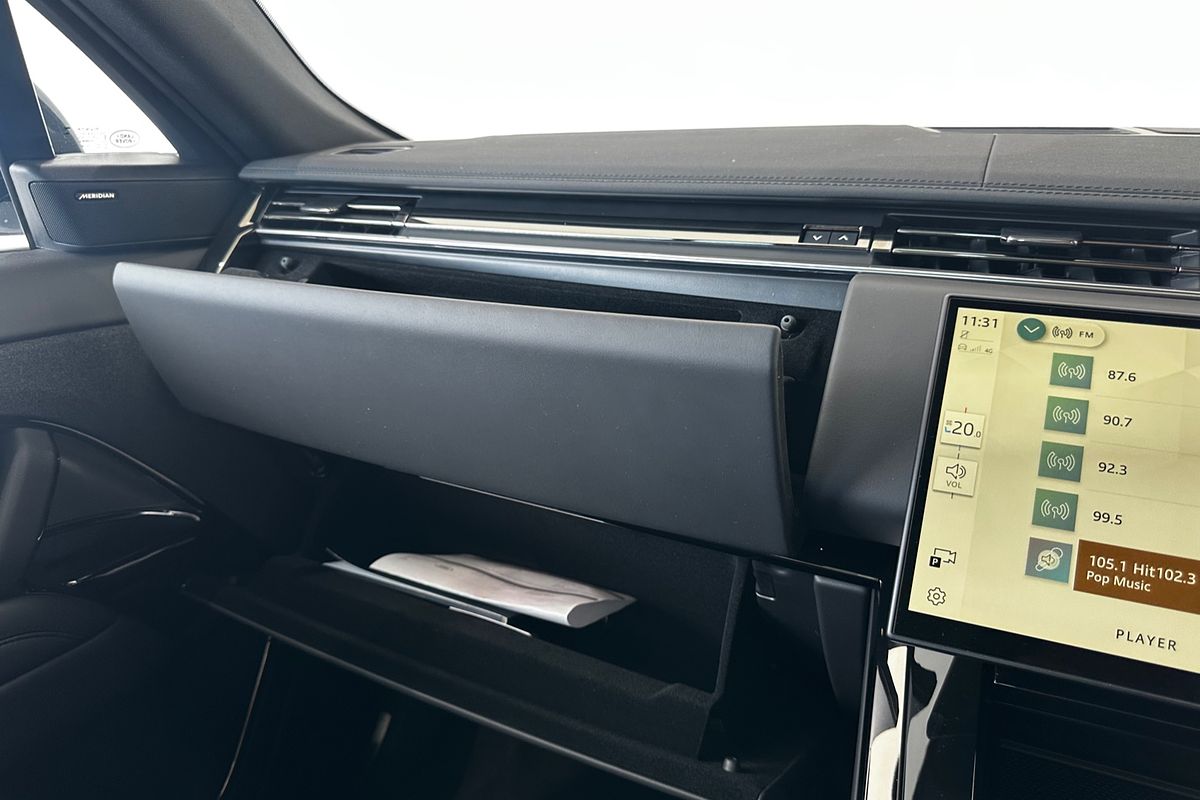 2025 Land Rover Range Rover Sport D250 Dynamic SE L461