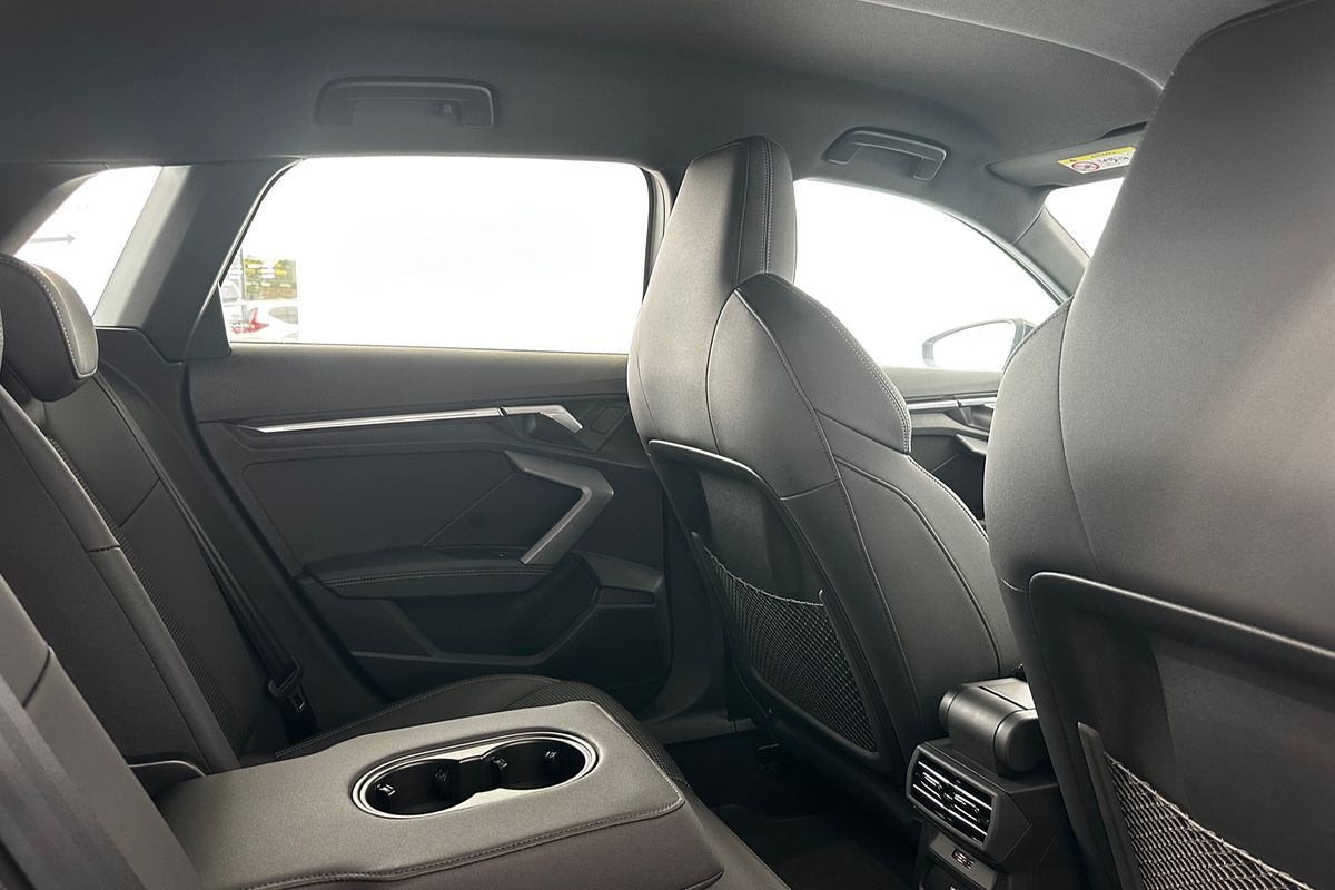 2025 Audi A3 35 TFSI S line GY