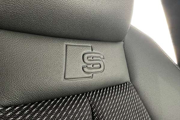 2025 Audi A3 35 TFSI S line GY