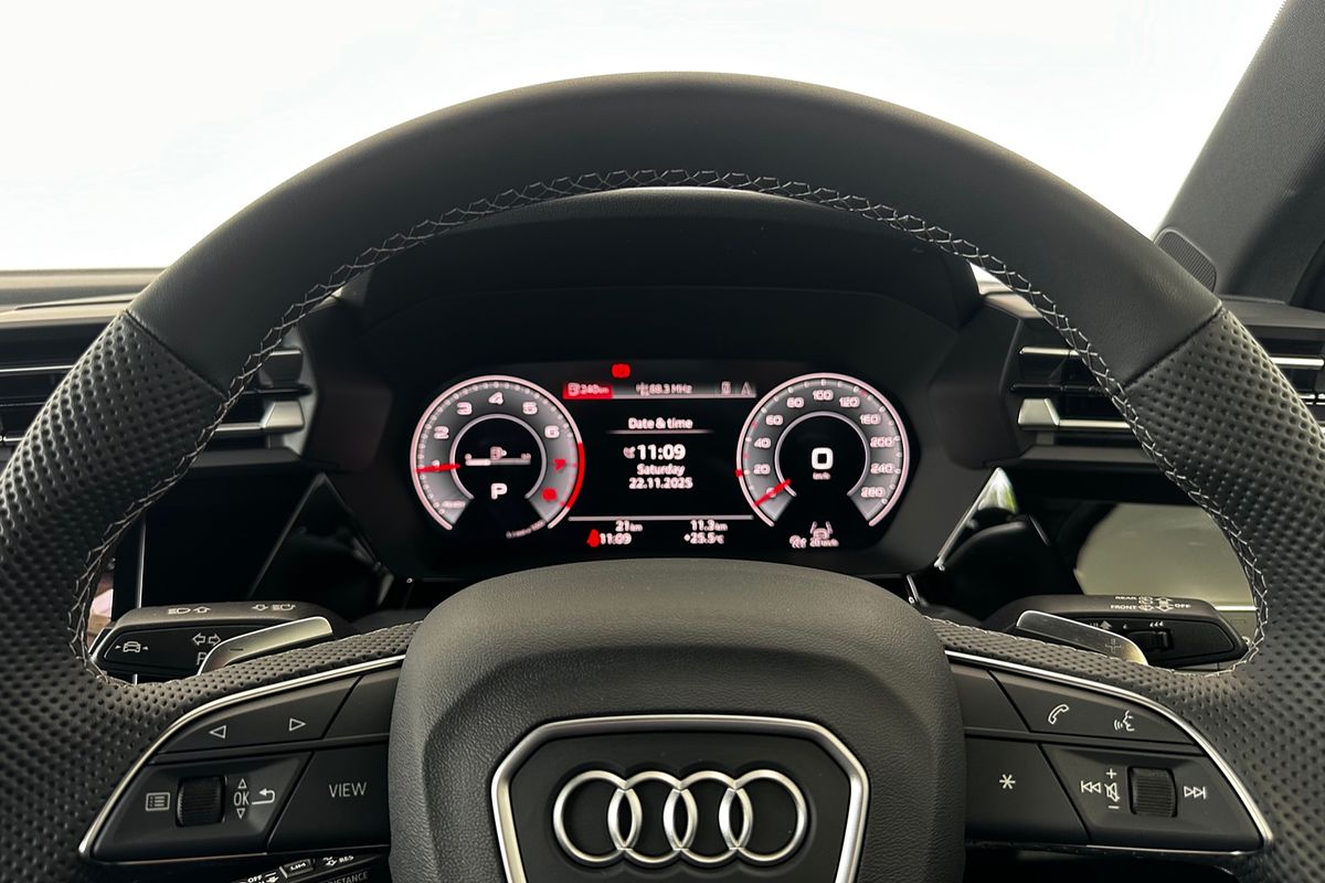 2025 Audi A3 35 TFSI S line GY