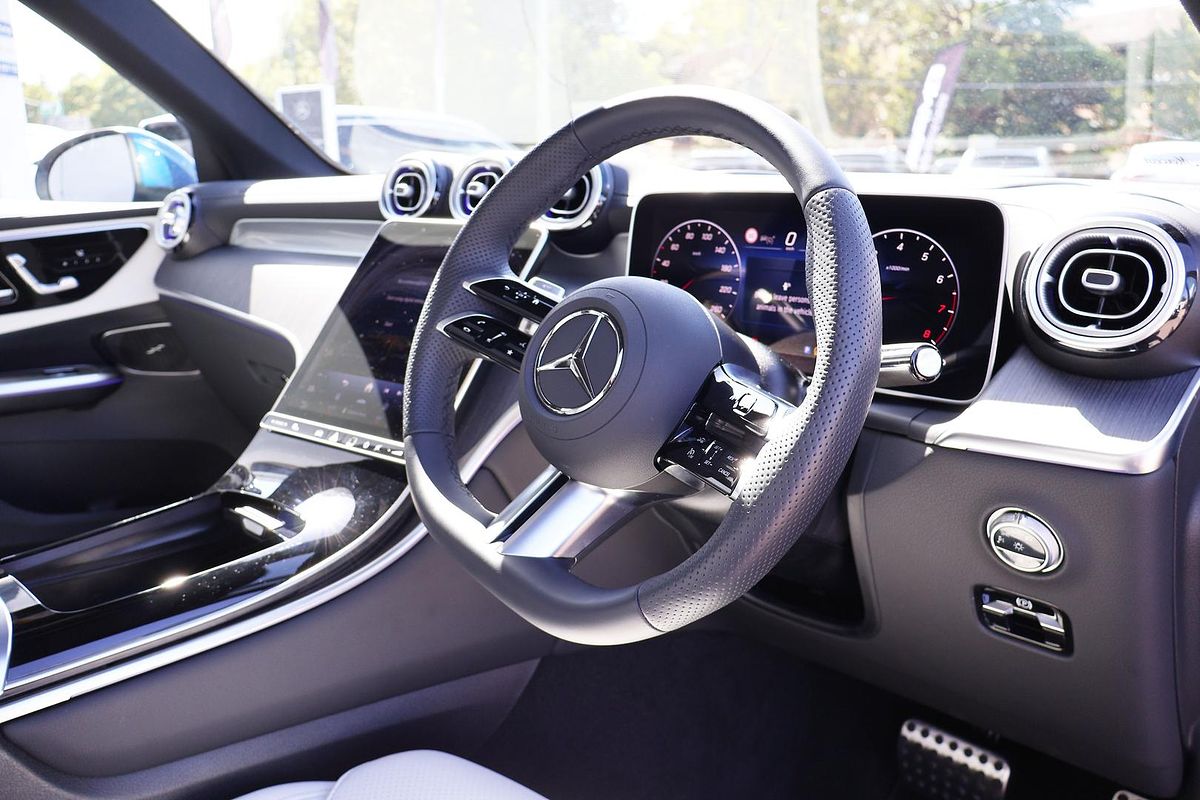 2025 Mercedes-Benz GLC-Class GLC300 X254