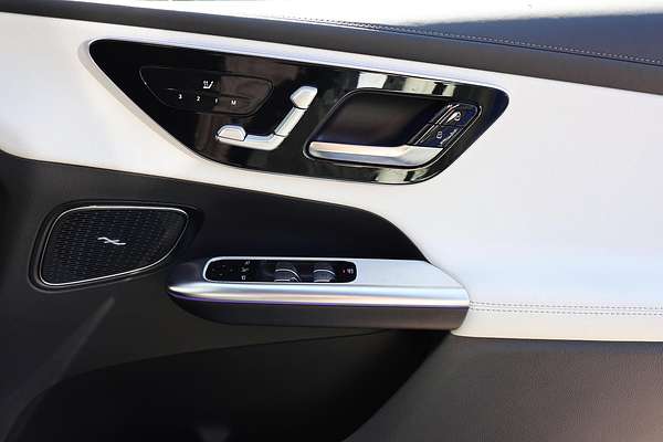 2025 Mercedes-Benz GLC-Class GLC300 X254