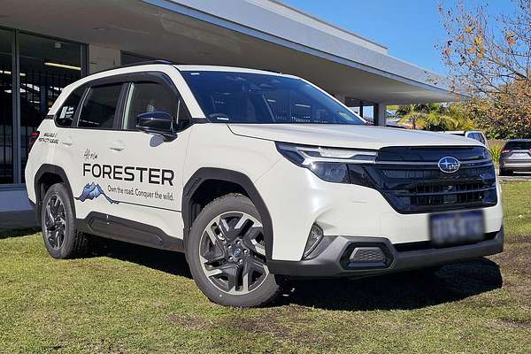 2025 Subaru Forester Touring S6