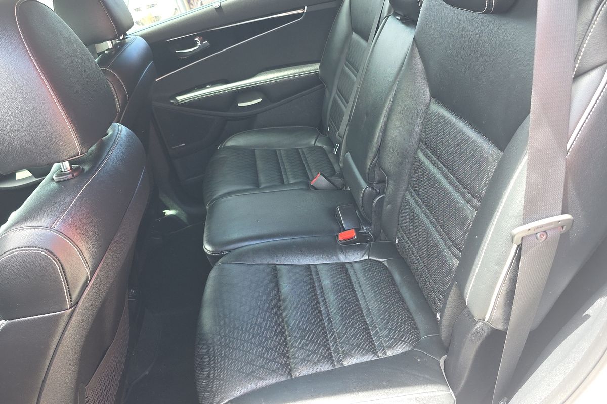 2020 Kia Sorento GT-Line UM