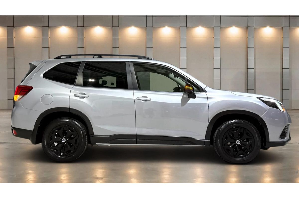 2023 Subaru Forester 2.5i S5