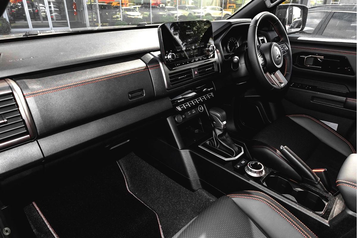 2025 Mitsubishi Triton GSR MV 4X4