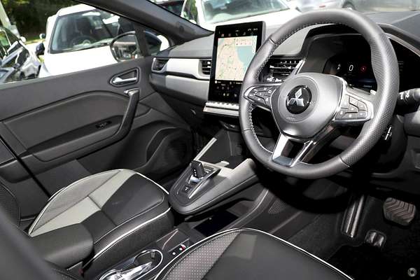 2025 Mitsubishi ASX Exceed XE