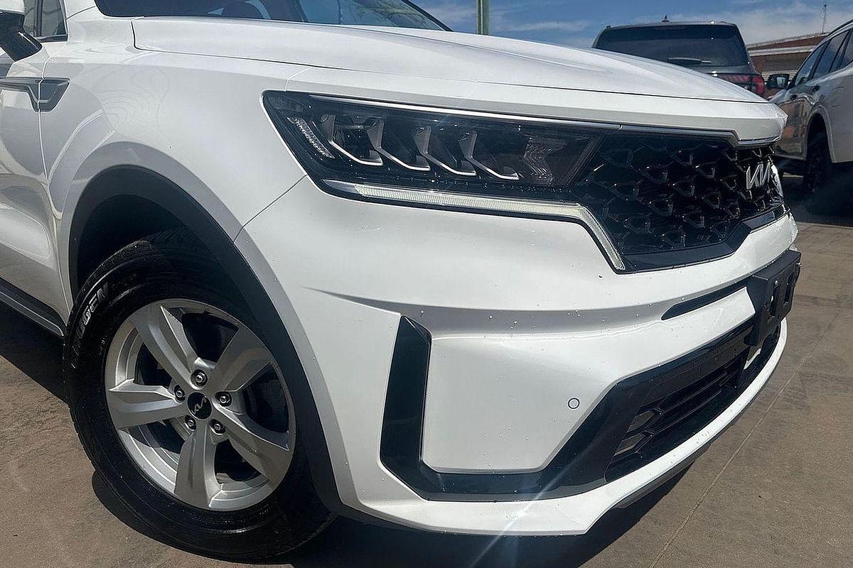 2023 Kia Sorento S MQ4