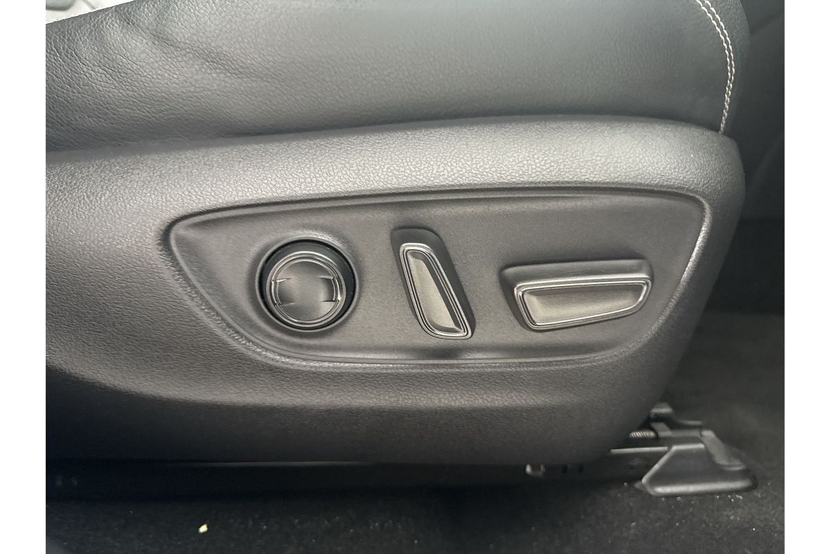 2022 Toyota RAV4 Cruiser MXAA52R