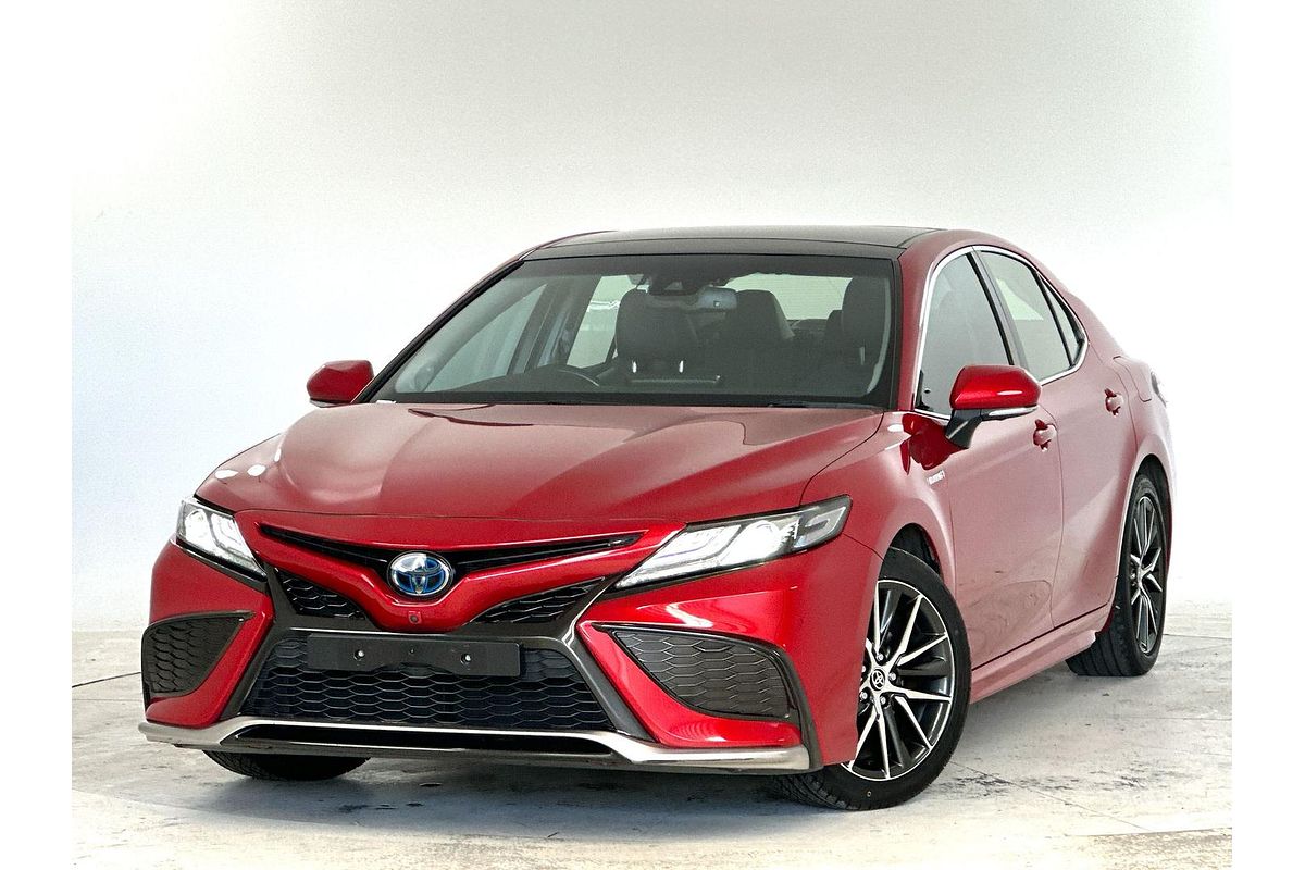 2022 Toyota Camry SL AXVH70R