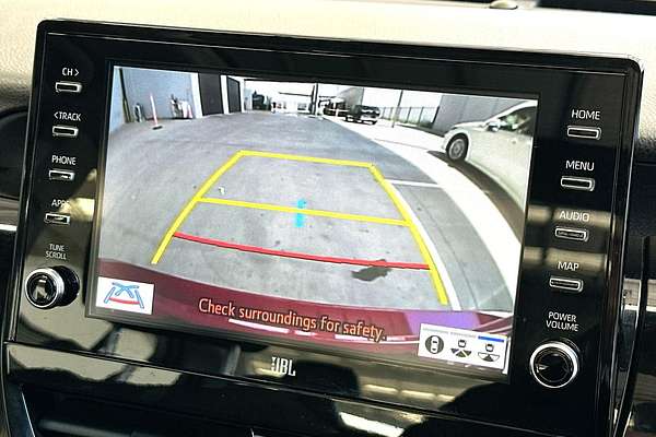 2022 Toyota Camry SL AXVH70R