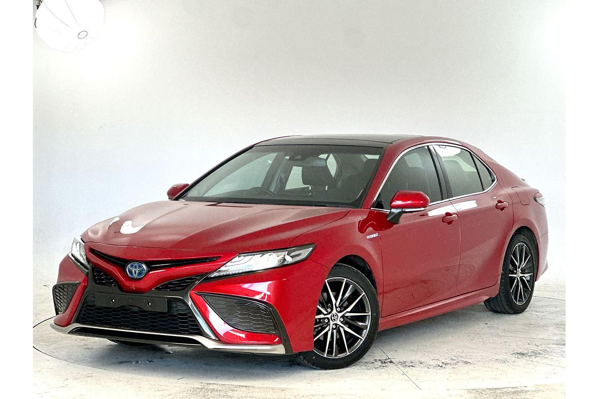 2022 Toyota Camry SL AXVH70R