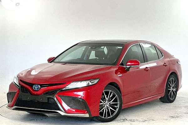 2022 Toyota Camry SL AXVH70R