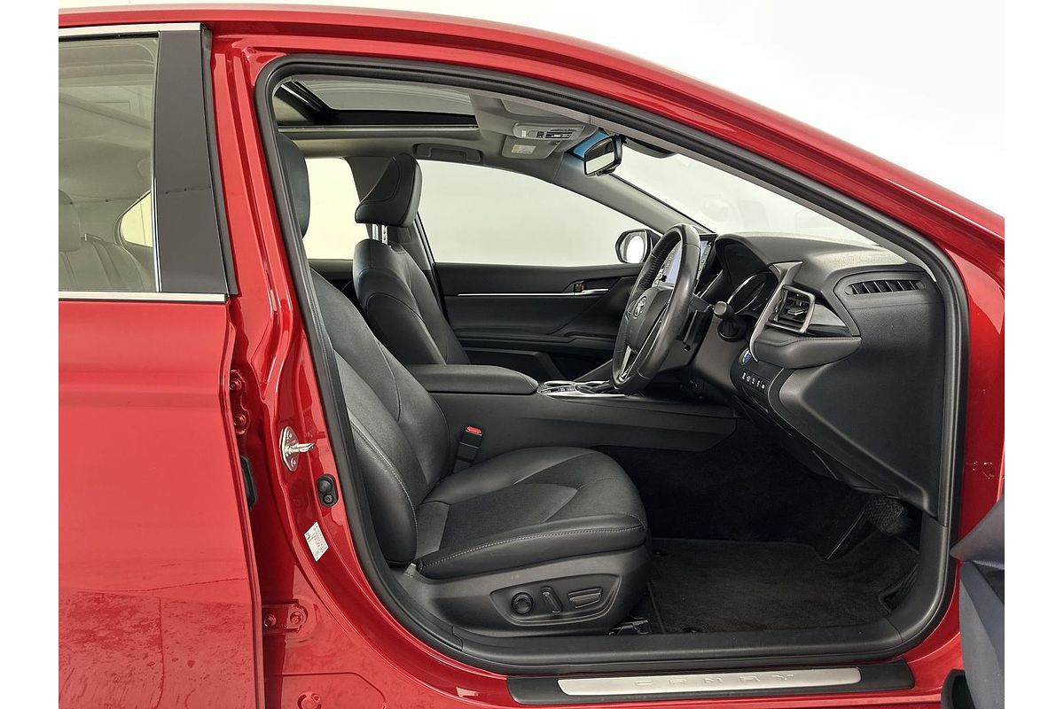 2022 Toyota Camry SL AXVH70R