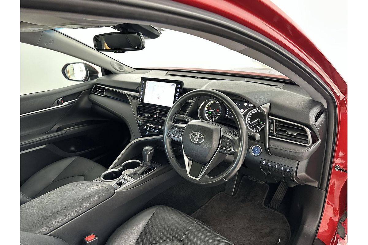 2022 Toyota Camry SL AXVH70R