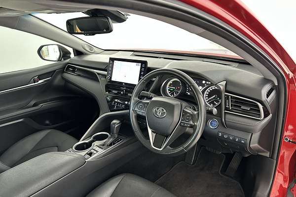 2022 Toyota Camry SL AXVH70R