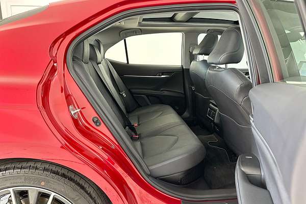 2022 Toyota Camry SL AXVH70R