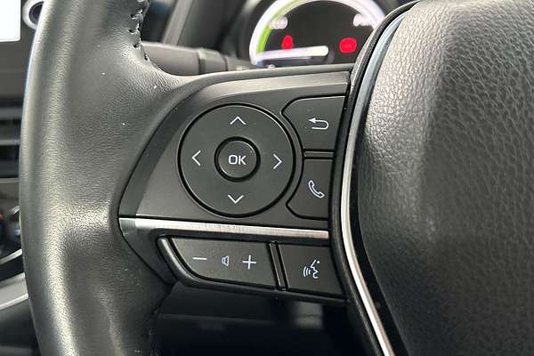 2022 Toyota Camry SL AXVH70R