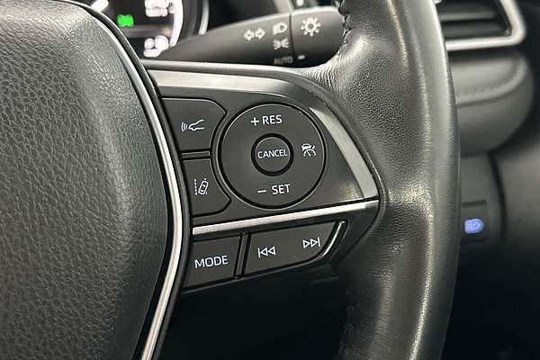 2022 Toyota Camry SL AXVH70R