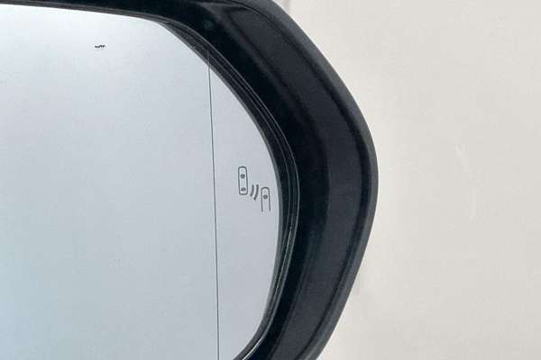 2022 Toyota Camry SL AXVH70R