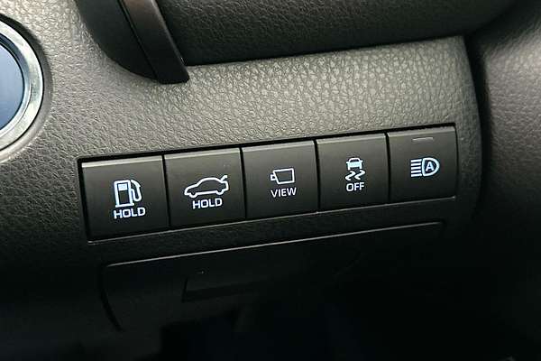 2022 Toyota Camry SL AXVH70R