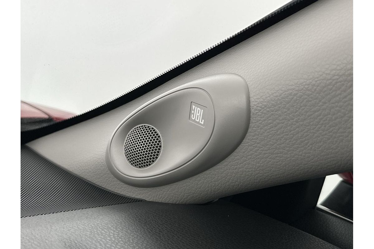 2022 Toyota Camry SL AXVH70R