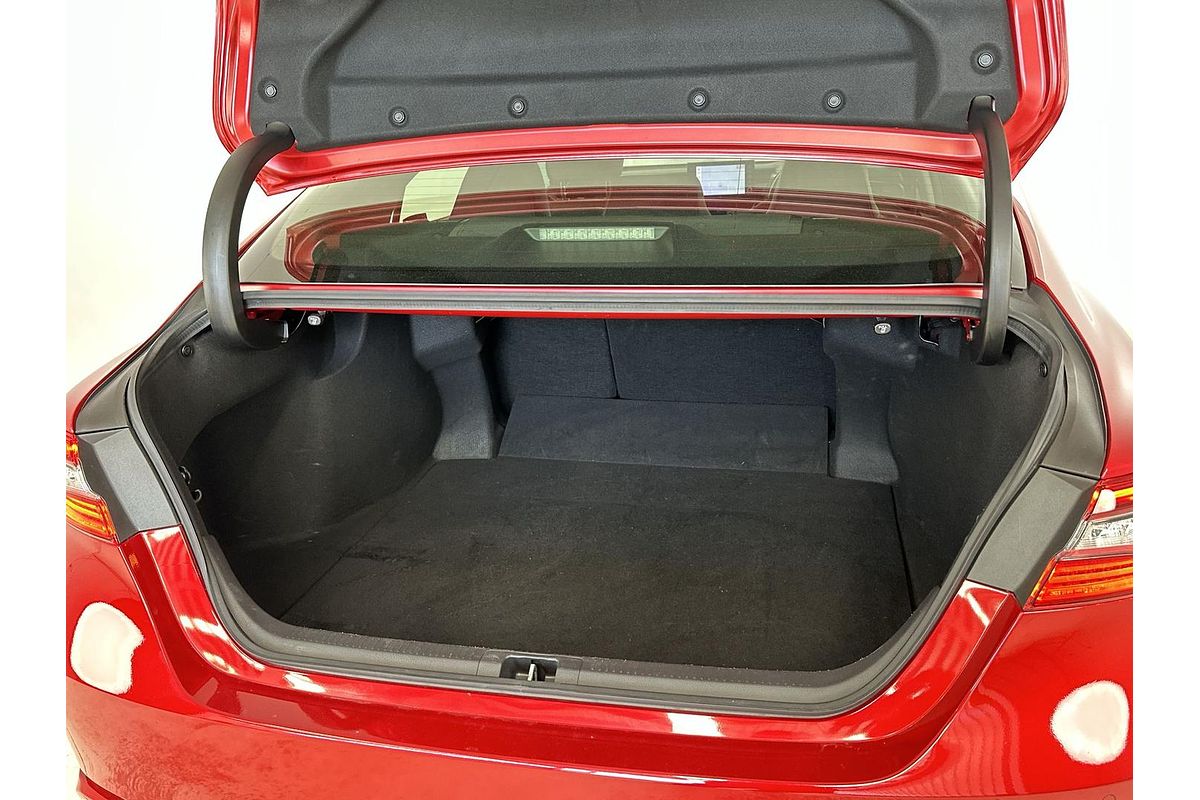 2022 Toyota Camry SL AXVH70R