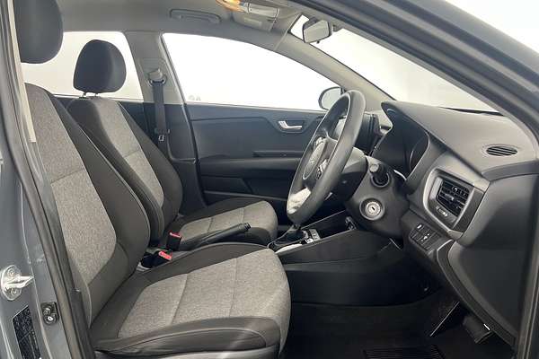 2021 Kia Stonic S YB thumb-10