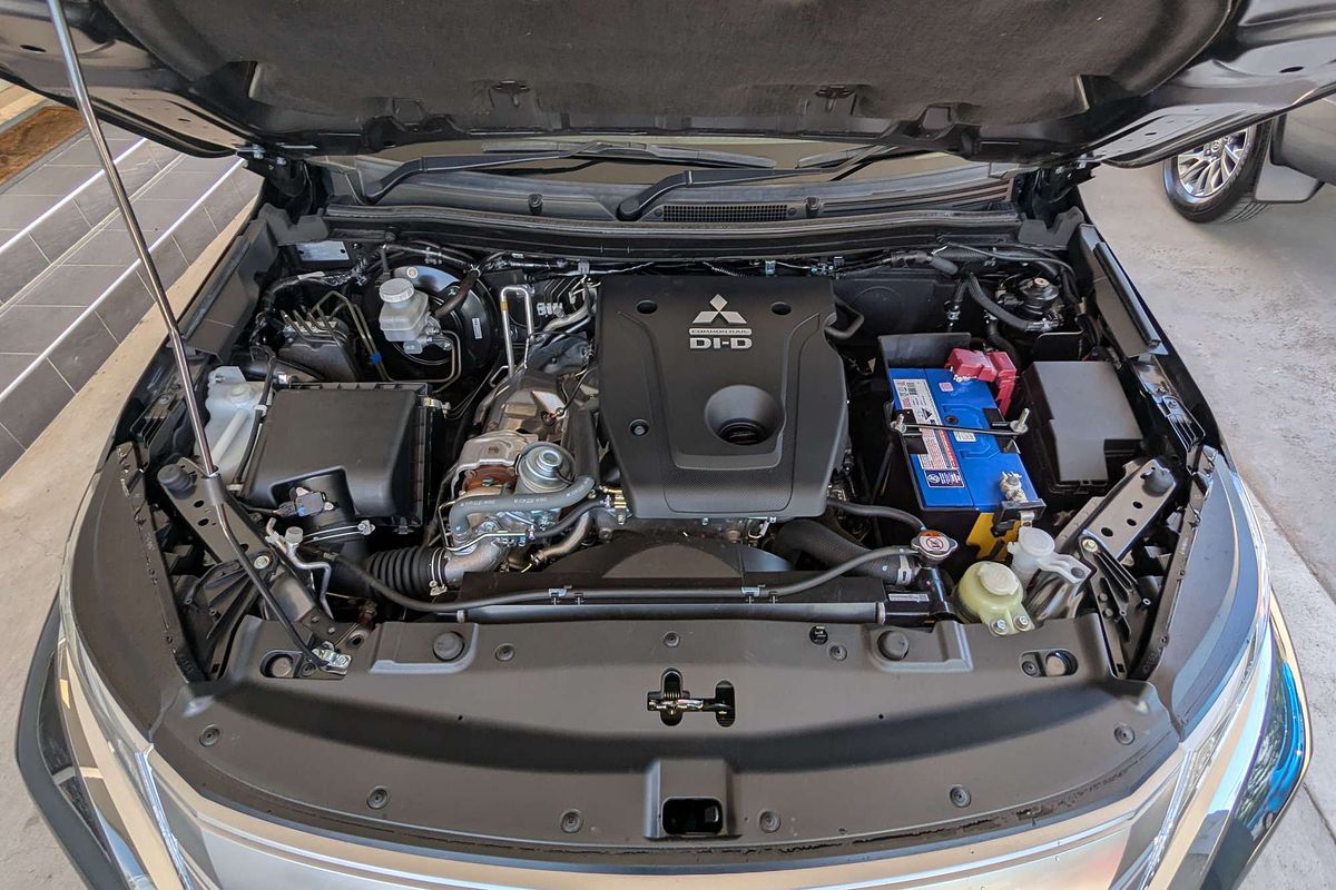 2022 Mitsubishi Pajero Sport Exceed QF