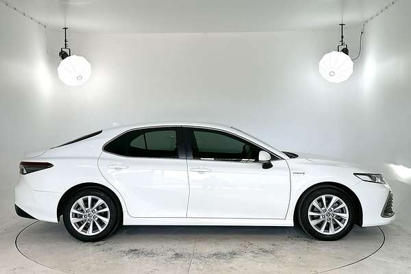 2021 Toyota Camry Ascent AXVH70R