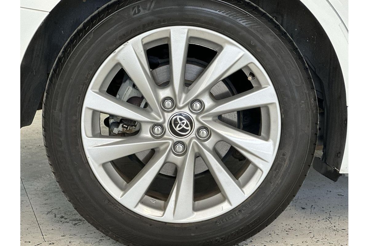 2021 Toyota Camry Ascent AXVH70R