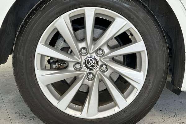 2021 Toyota Camry Ascent AXVH70R