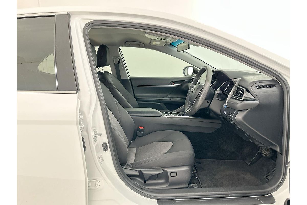 2021 Toyota Camry Ascent AXVH70R