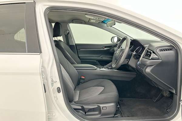 2021 Toyota Camry Ascent AXVH70R