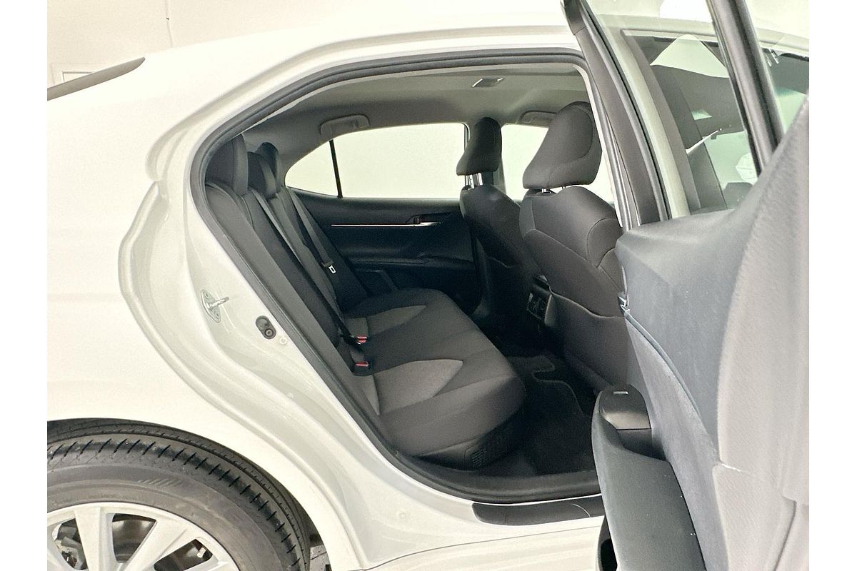 2021 Toyota Camry Ascent AXVH70R