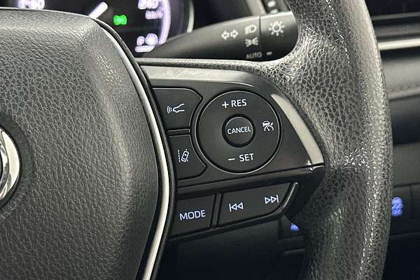 2021 Toyota Camry Ascent AXVH70R